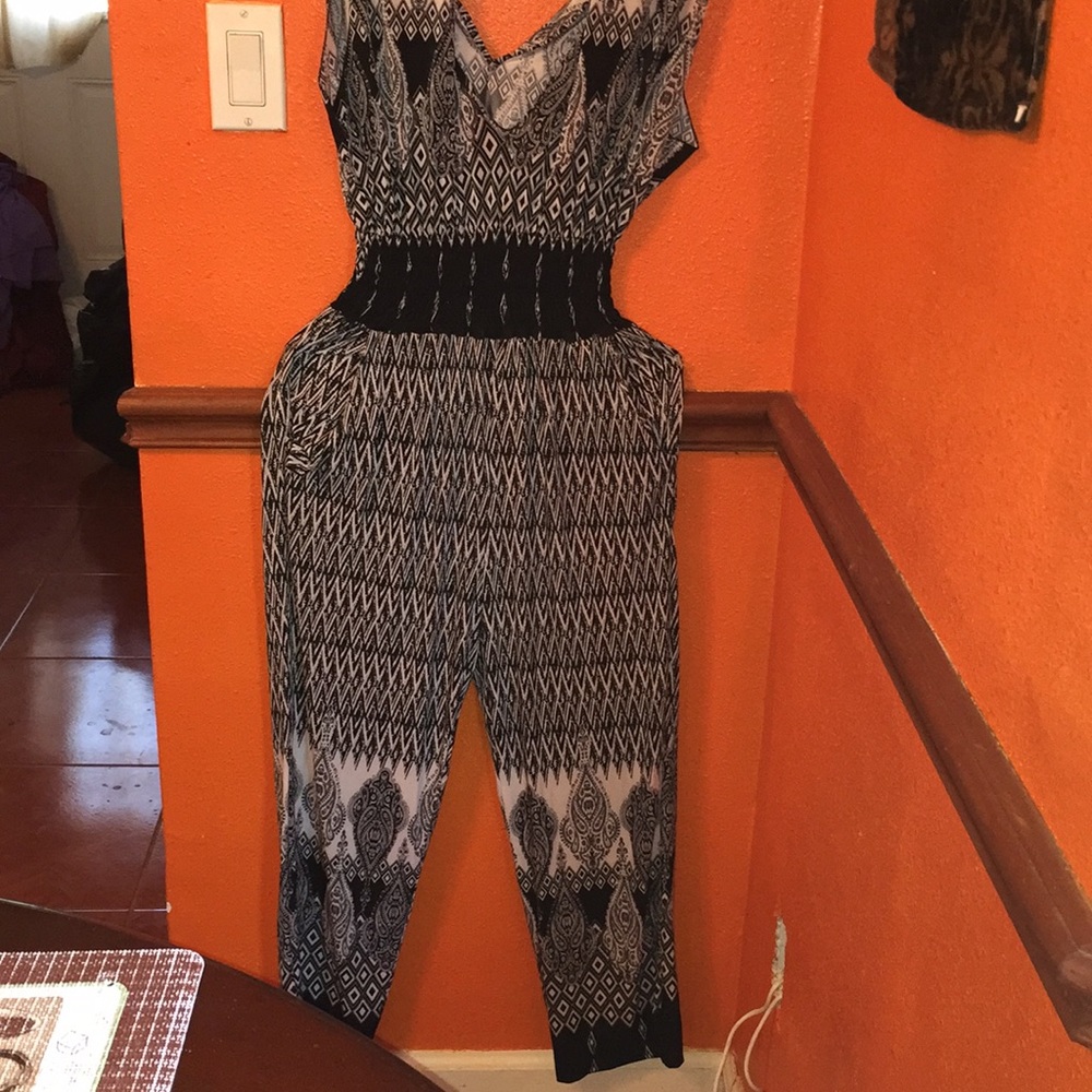 Dress/pant suit